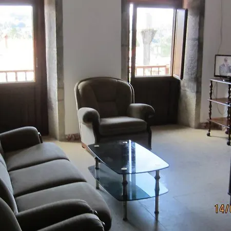 Casa Rural Para 10 Personas. * Brion